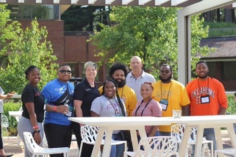 Cargill interns having fun at an intern happy hour.