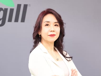 Lily Guan portrait image