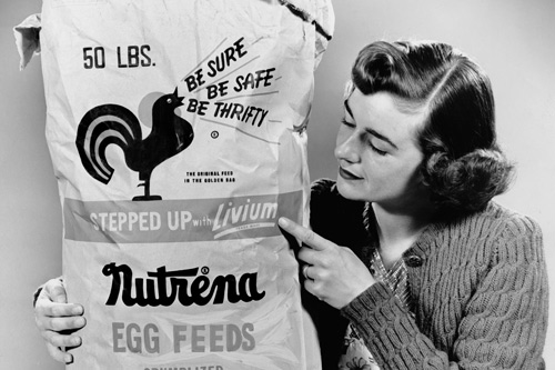 Nutrena - packaging from the 1940s image Nutrena - packaging from the 1940s image