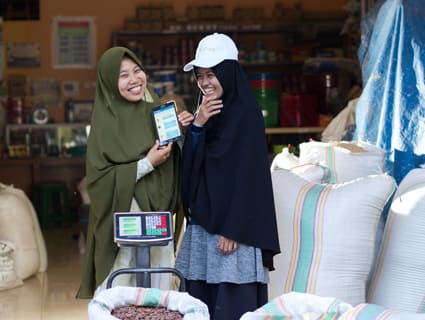 consumers can trace their cocoa back to the farm consumers can trace their cocoa back to the farm